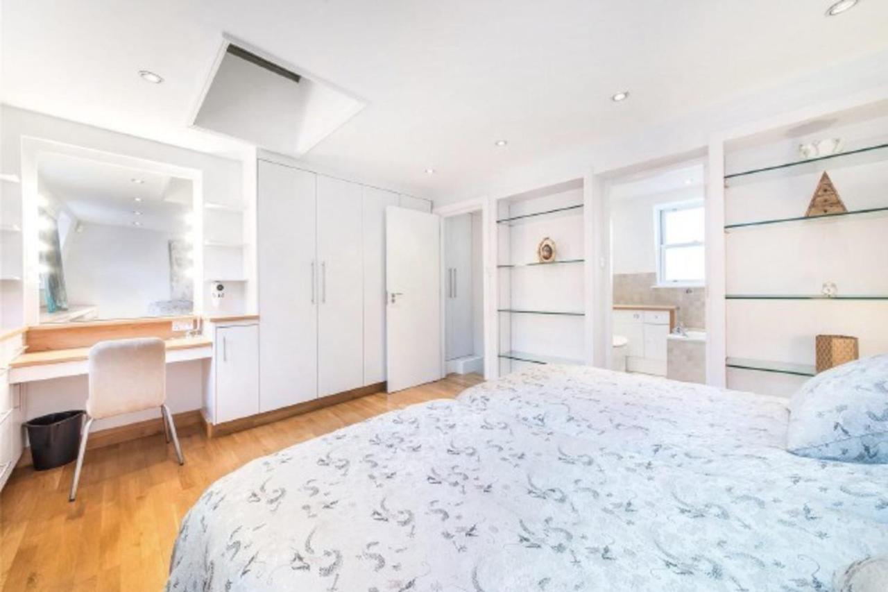 Beautiful 1 Bedroom Apartment In Victoria Лондон Екстериор снимка